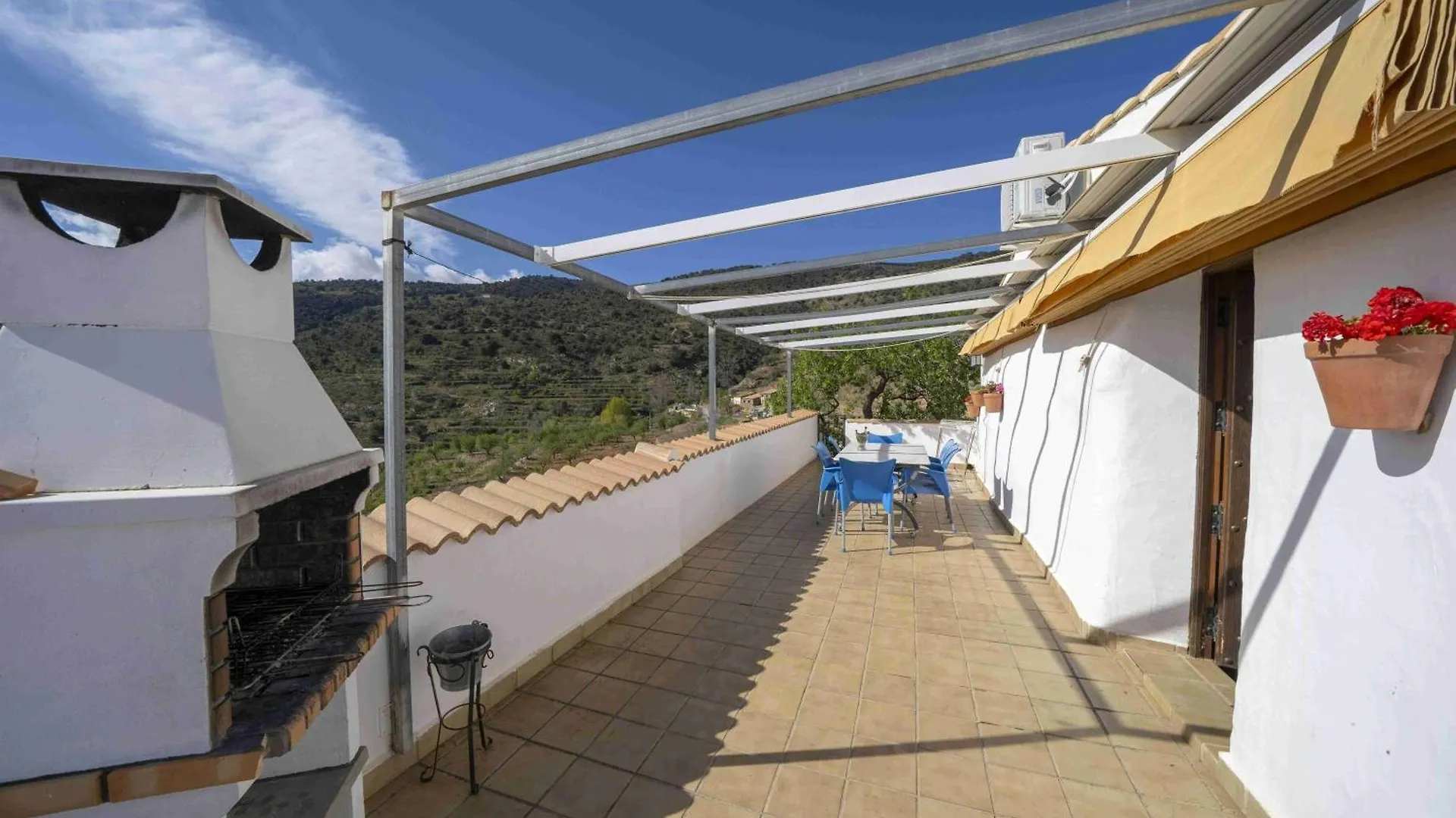 Farmhouse San Marcos Laroya
